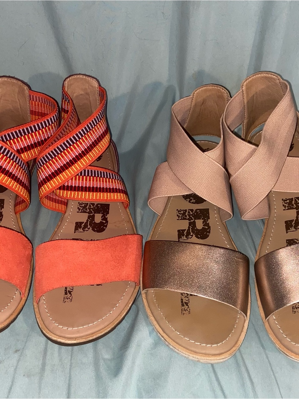 Sorel Women9s Coral Orange & Blush Gold Sandal Duo